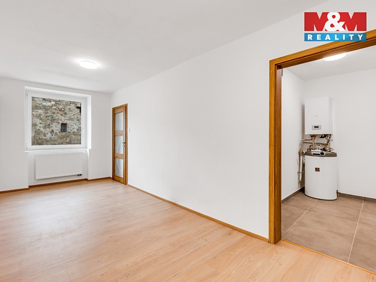 Prodej rodinného domu 90 m², pozemek 732 m² - foto 5