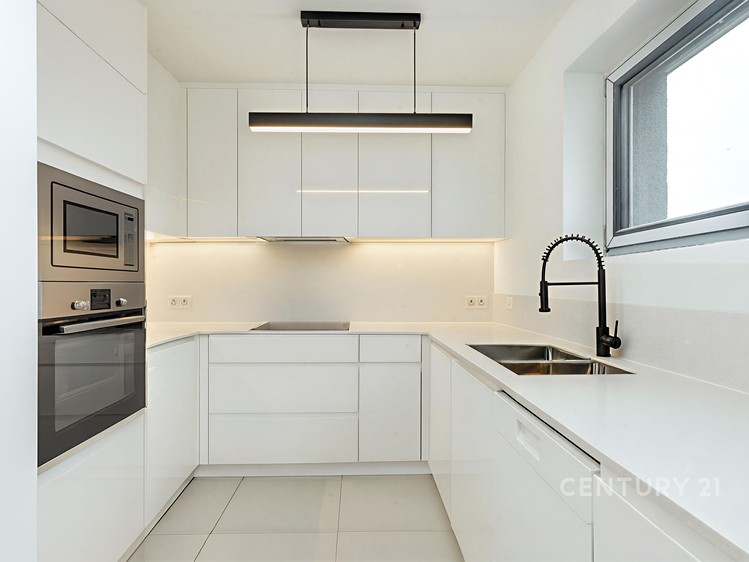 Prodej  rodinného domu 135 m², pozemek 344 m² - foto 5
