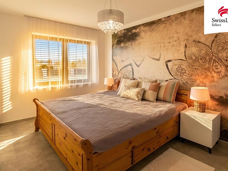 Prodej rodinného domu 144 m², pozemek 696 m² - foto 7