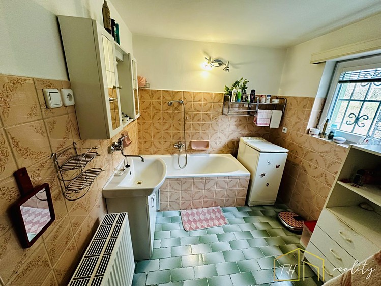 Prodej rodinného domu 140 m², pozemek 522 m² - foto 8