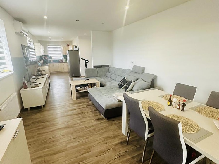 Prodej rodinného domu 120 m², pozemek 740 m² - foto 5