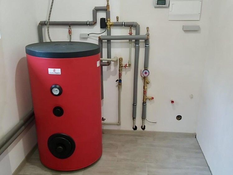 Prodej rodinného domu 95 m², pozemek 885 m² - foto 8