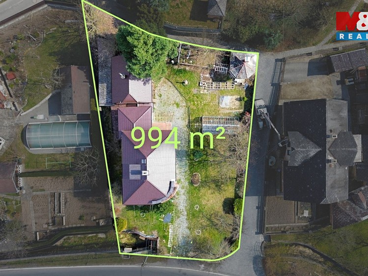 Prodej rodinného domu 230 m², pozemek 862 m² - foto 2