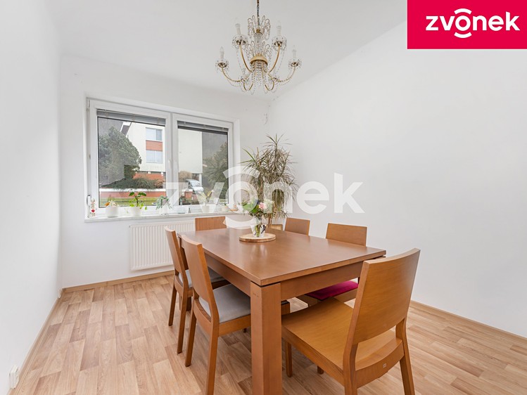 Prodej rodinného domu 214 m², pozemek 449 m² - foto 3