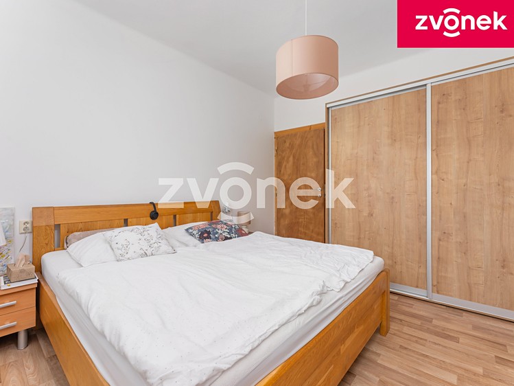 Prodej rodinného domu 214 m², pozemek 449 m² - foto 6
