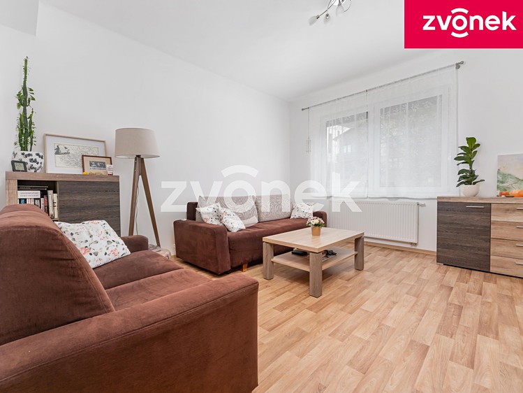 Prodej rodinného domu 214 m², pozemek 449 m² - foto 5