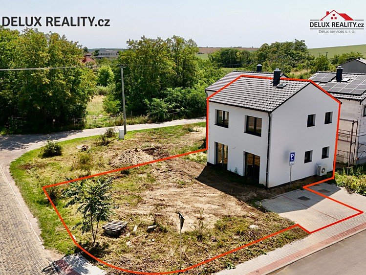 Prodej rodinného domu 110 m², pozemek 300 m² - foto 1