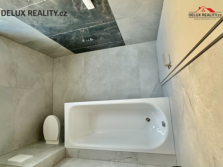 Prodej rodinného domu 110 m², pozemek 300 m² - foto 8