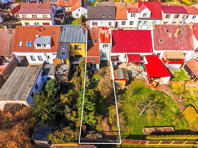 Prodej rodinného domu 260 m², pozemek 151 m² - foto 7