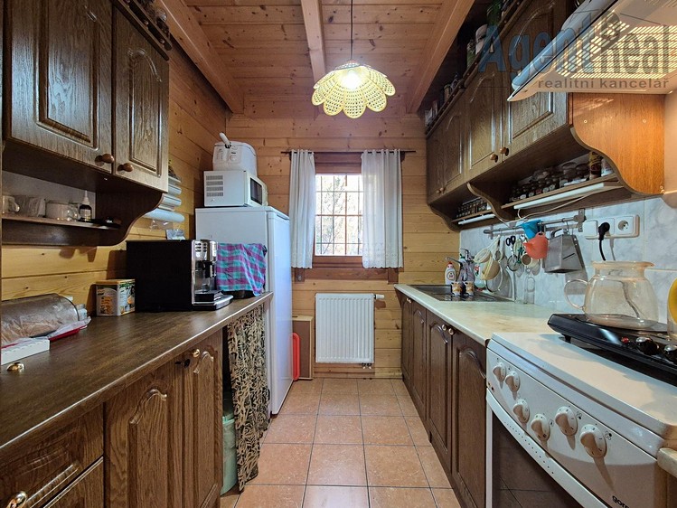 Prodej chaty 126 m², pozemek 2 495 m² - foto 6