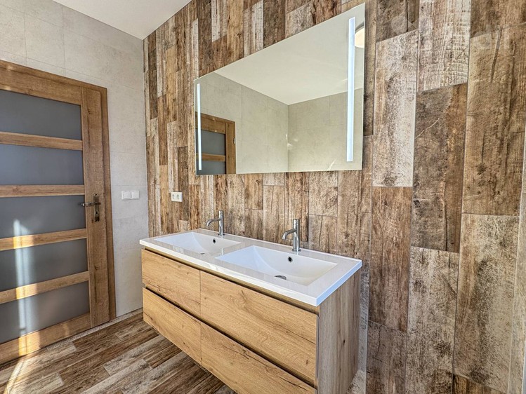 Prodej  rodinného domu 140 m², pozemek 855 m² - foto 7