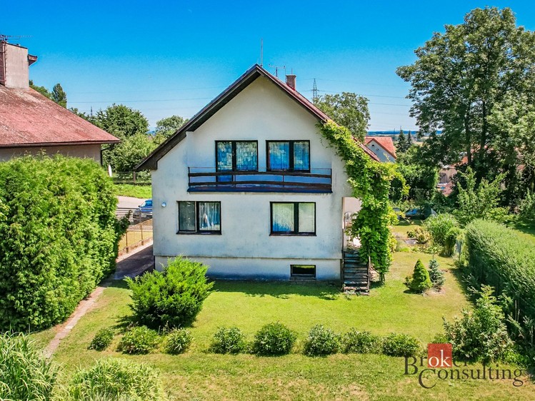 Prodej rodinného domu 240 m², pozemek 1 860 m² - foto 1