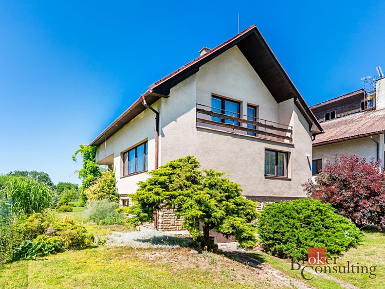 Prodej rodinného domu 240 m², pozemek 1 860 m² - foto 5