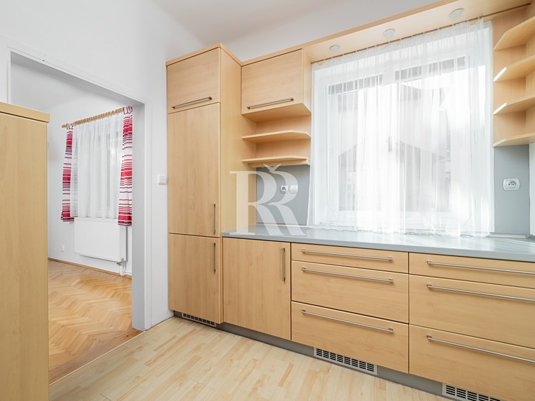 Prodej  rodinného domu 150 m², pozemek 793 m² - foto 8