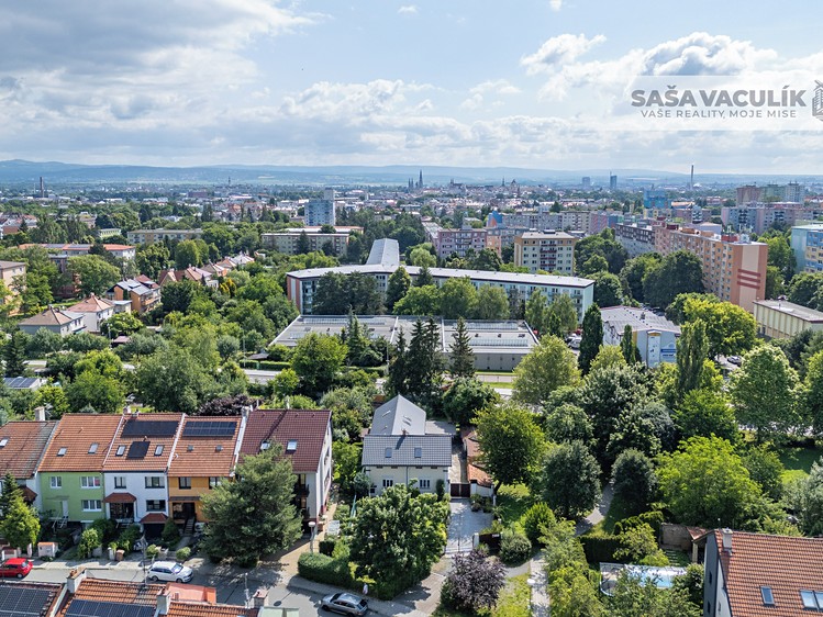 Prodej rodinného domu 147 m², pozemek 1 028 m² - foto 3