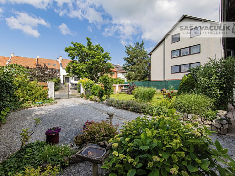 Prodej rodinného domu 147 m², pozemek 1 028 m² - foto 8