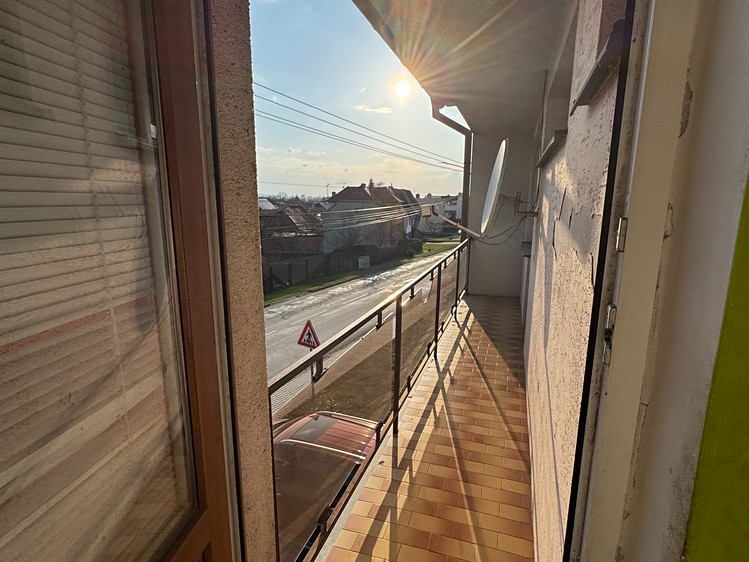 Prodej rodinného domu 150 m², pozemek 1 716 m² - foto 3