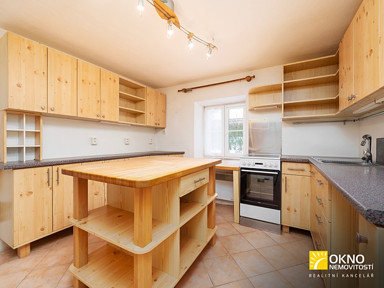 Prodej chalupy 105 m², pozemek 569 m² - foto 3