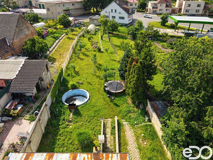 Prodej rodinného domu 282 m², pozemek 1 120 m² - foto 8