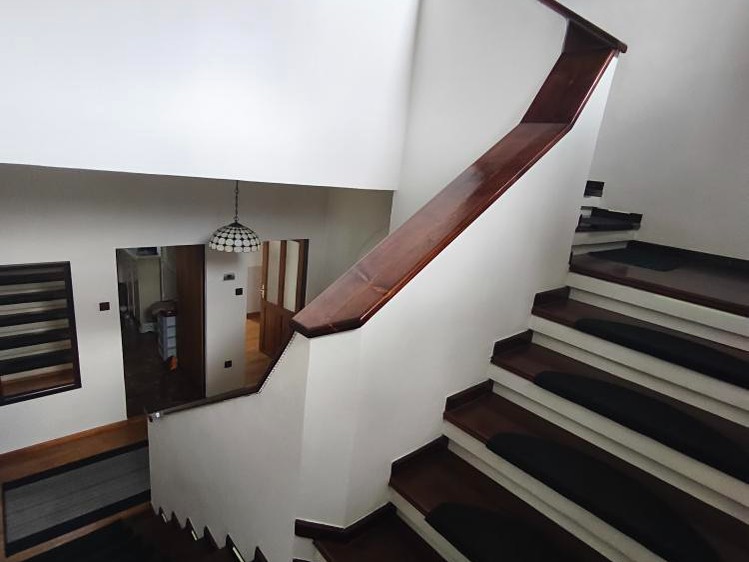 Prodej  rodinného domu 286 m², pozemek 739 m² - foto 7