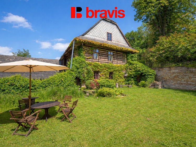 Prodej rodinného domu 154 m², pozemek 6 431 m² - foto 1