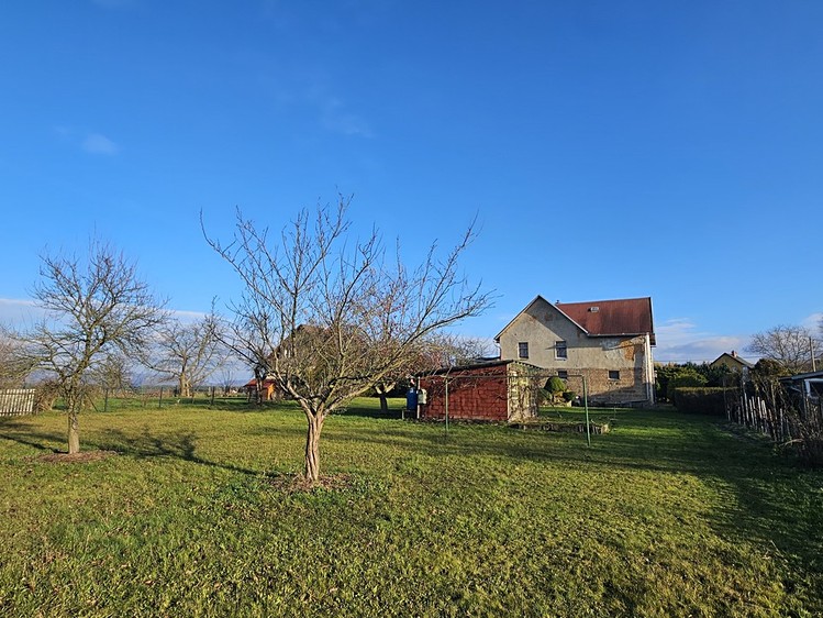 Prodej rodinného domu 350 m², pozemek 2 537 m² - foto 8