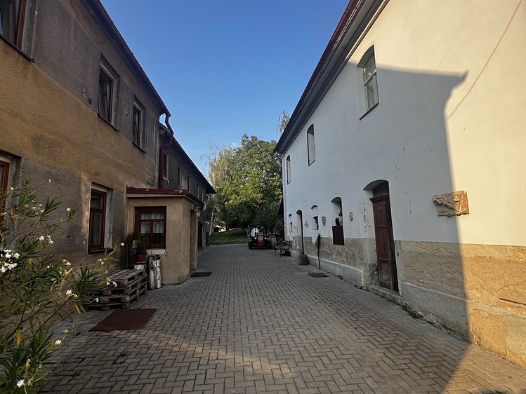 Prodej rodinného domu 300 m², pozemek 4 658 m² - foto 3
