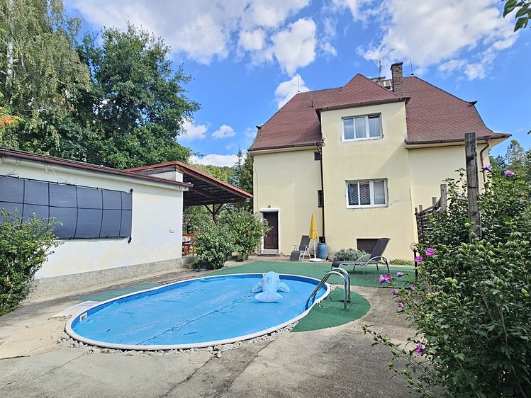 Prodej rodinného domu 160 m², pozemek 833 m² - foto 8