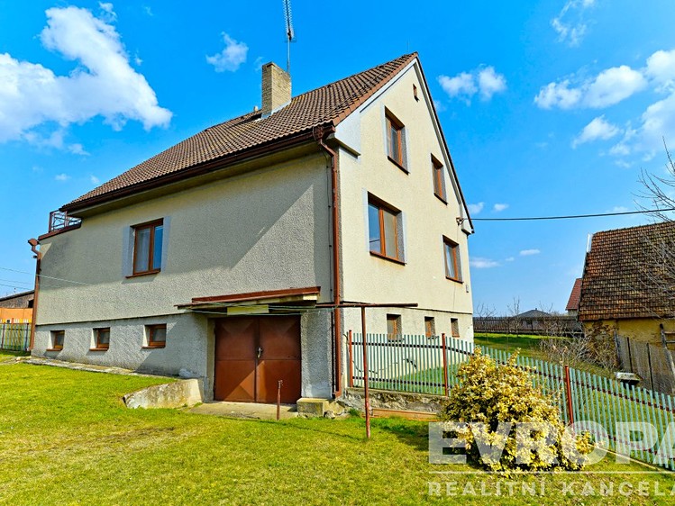 Prodej  rodinného domu 263 m², pozemek 1 178 m² - foto 5