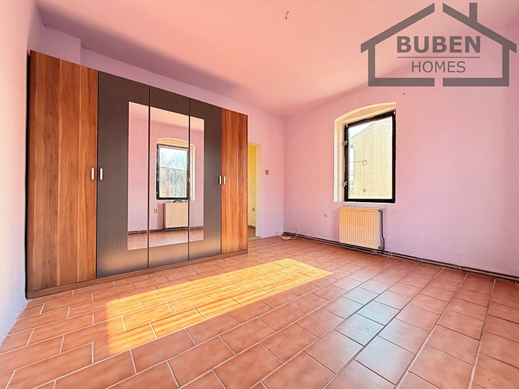 Prodej rodinného domu 140 m², pozemek 1 924 m² - foto 4