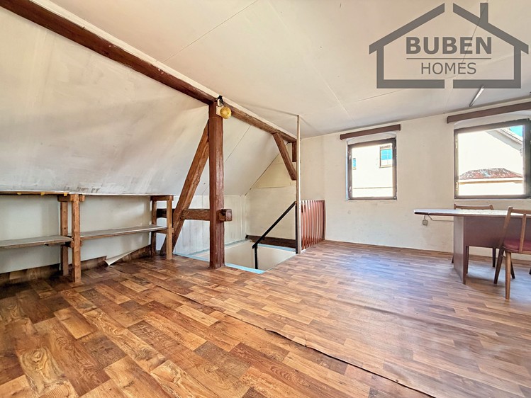 Prodej rodinného domu 140 m², pozemek 1 924 m² - foto 5