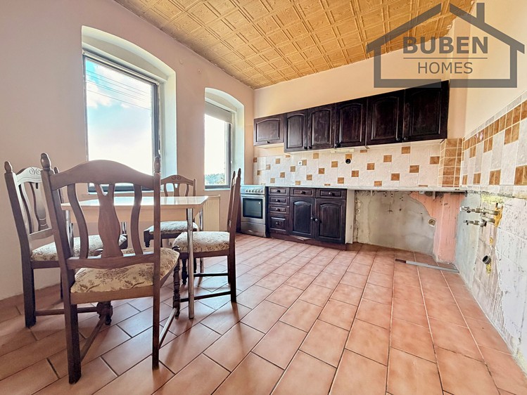 Prodej rodinného domu 140 m², pozemek 1 924 m² - foto 8