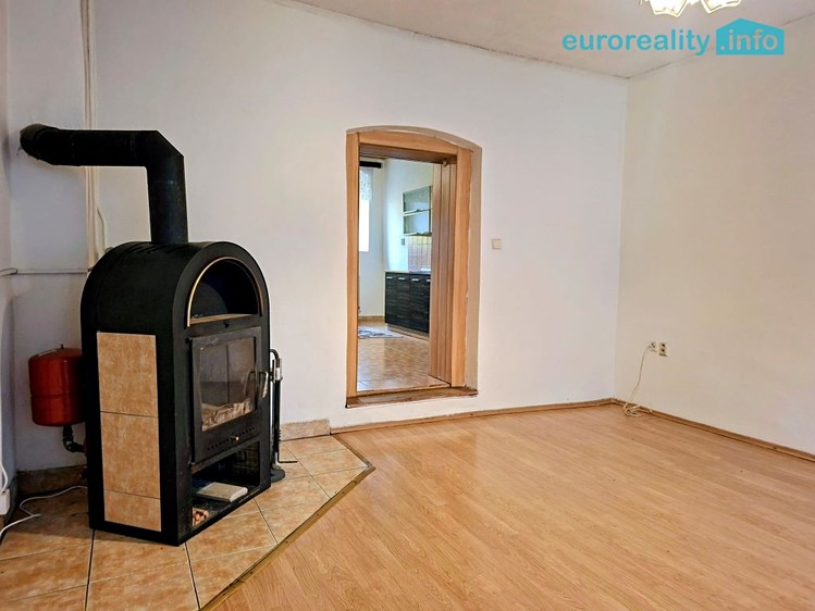 Prodej rodinného domu 150 m², pozemek 306 m² - foto 7