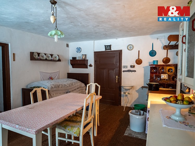 Prodej rodinného domu 152 m², pozemek 6 147 m² - foto 7