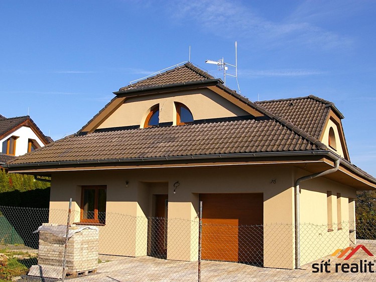 Prodej rodinného domu 165 m², pozemek 1 088 m² - foto 3
