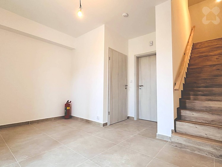 Prodej  rodinného domu 166 m², pozemek 463 m² - foto 6
