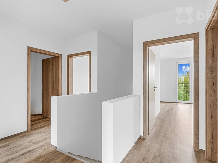 Prodej  rodinného domu 166 m², pozemek 385 m² - foto 8