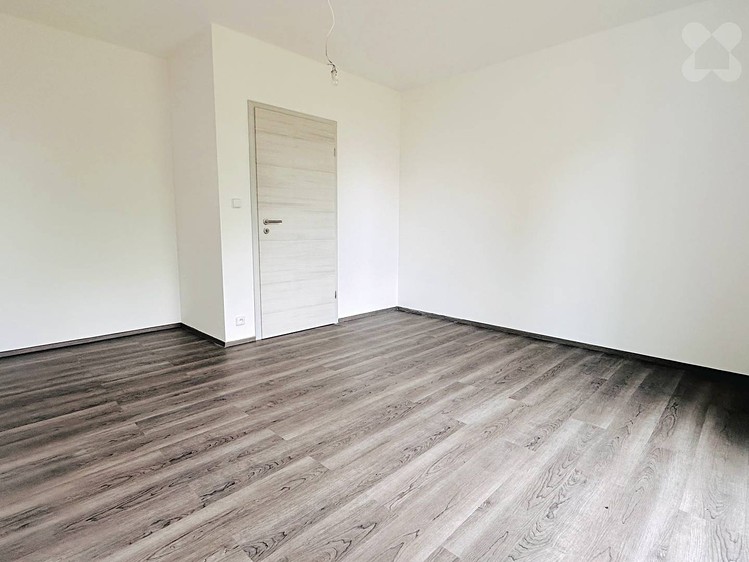 Prodej  rodinného domu 166 m², pozemek 385 m² - foto 6