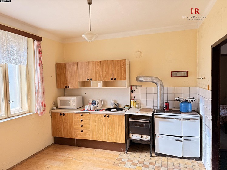 Prodej  rodinného domu 110 m², pozemek 1 111 m² - foto 5
