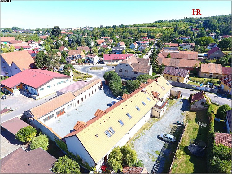 Prodej  rodinného domu 800 m², pozemek 2 456 m² - foto 3