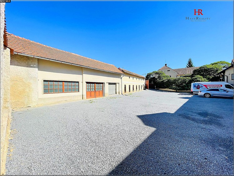 Prodej  rodinného domu 800 m², pozemek 2 456 m² - foto 7