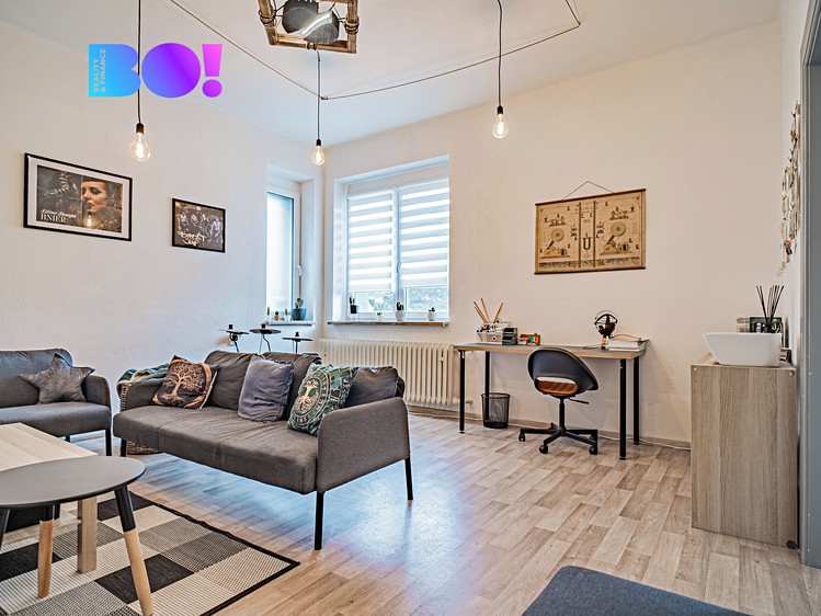 Prodej rodinného domu 277 m², pozemek 809 m² - foto 4