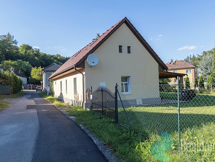 Prodej rodinného domu 143 m², pozemek 783 m² - foto 5
