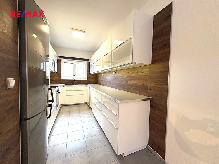 Prodej rodinného domu 102 m², pozemek 377 m² - foto 5