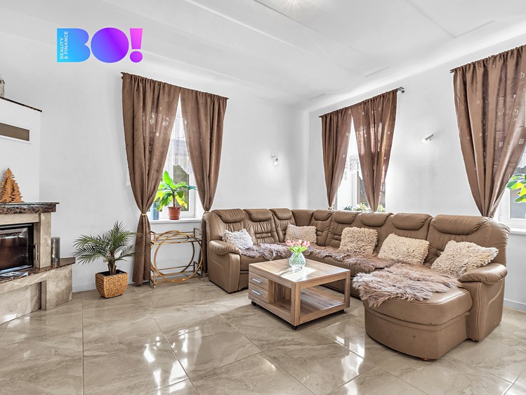Prodej rodinného domu 239 m², pozemek 667 m² - foto 8