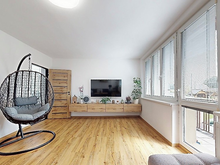 Prodej  rodinného domu 215 m², pozemek 3 394 m² - foto 3