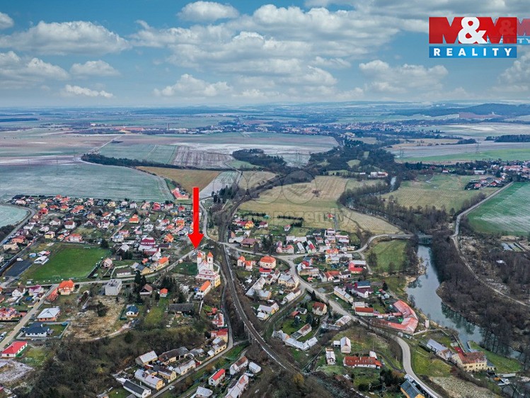 Prodej rodinného domu 323 m², pozemek 641 m² - foto 6