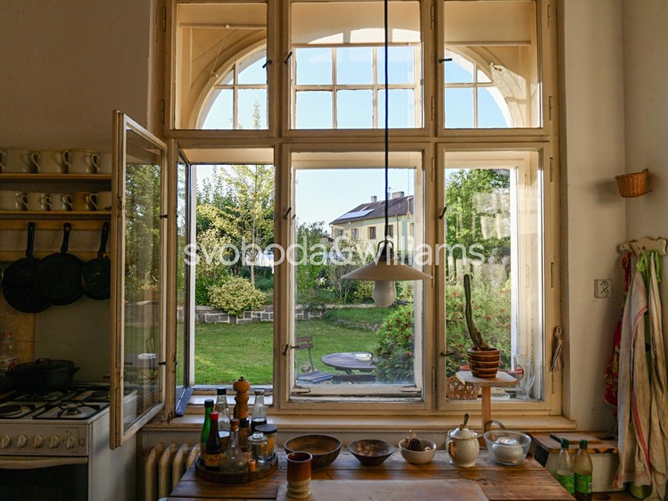 Prodej rodinného domu 341 m², pozemek 2 310 m² - foto 3