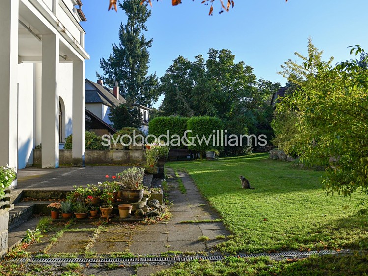 Prodej rodinného domu 341 m², pozemek 2 310 m² - foto 5
