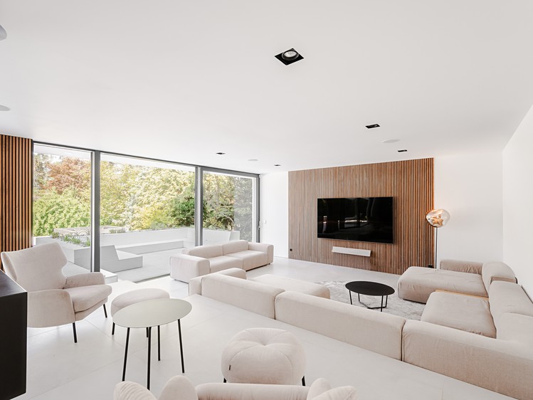Prodej rodinného domu 550 m², pozemek 1 569 m² - foto 5